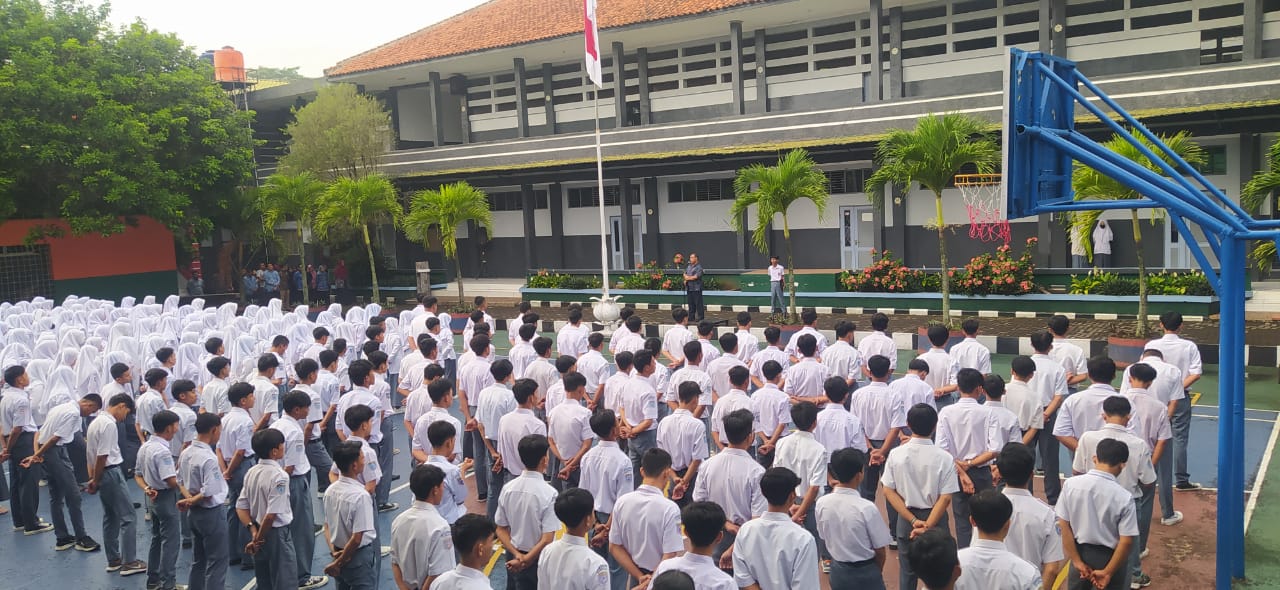 Tentang Sekolah